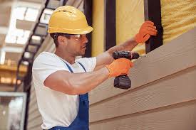 Best Storm Damage Siding Repair  in Como, WI